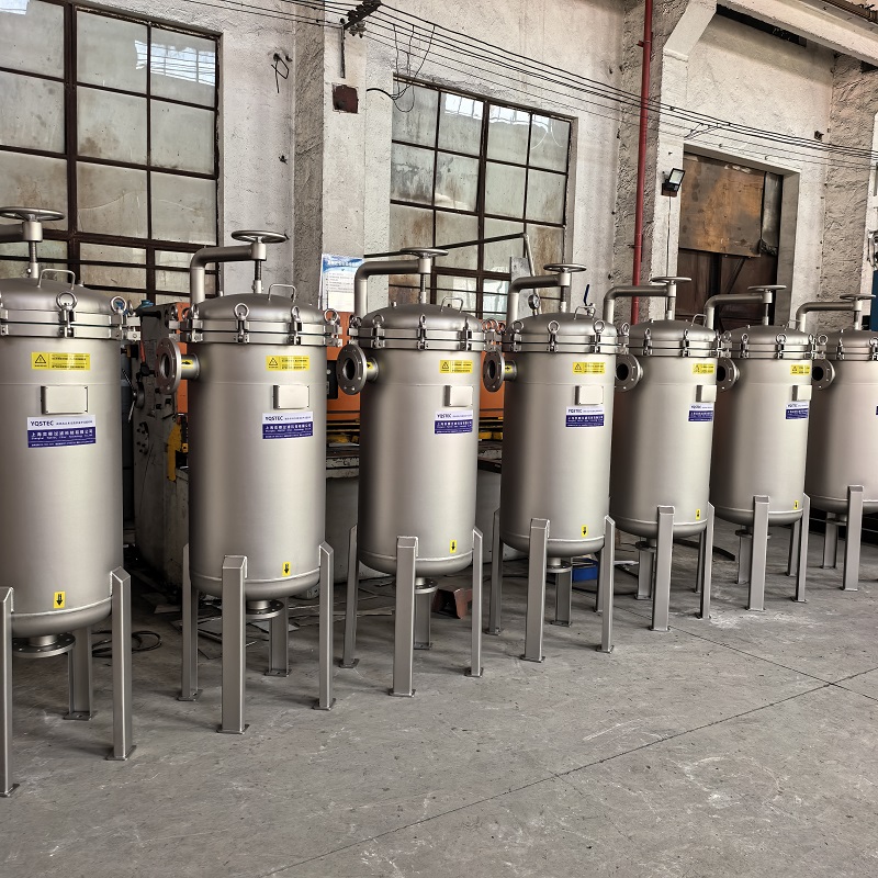 DSXZ4不銹鋼多袋式過(guò)濾器-側(cè)進(jìn)底出